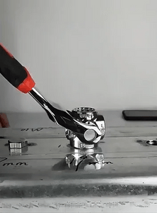 LLAVE INGLESA 48 en 1
