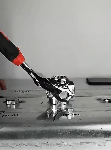 LLAVE INGLESA 48 en 1